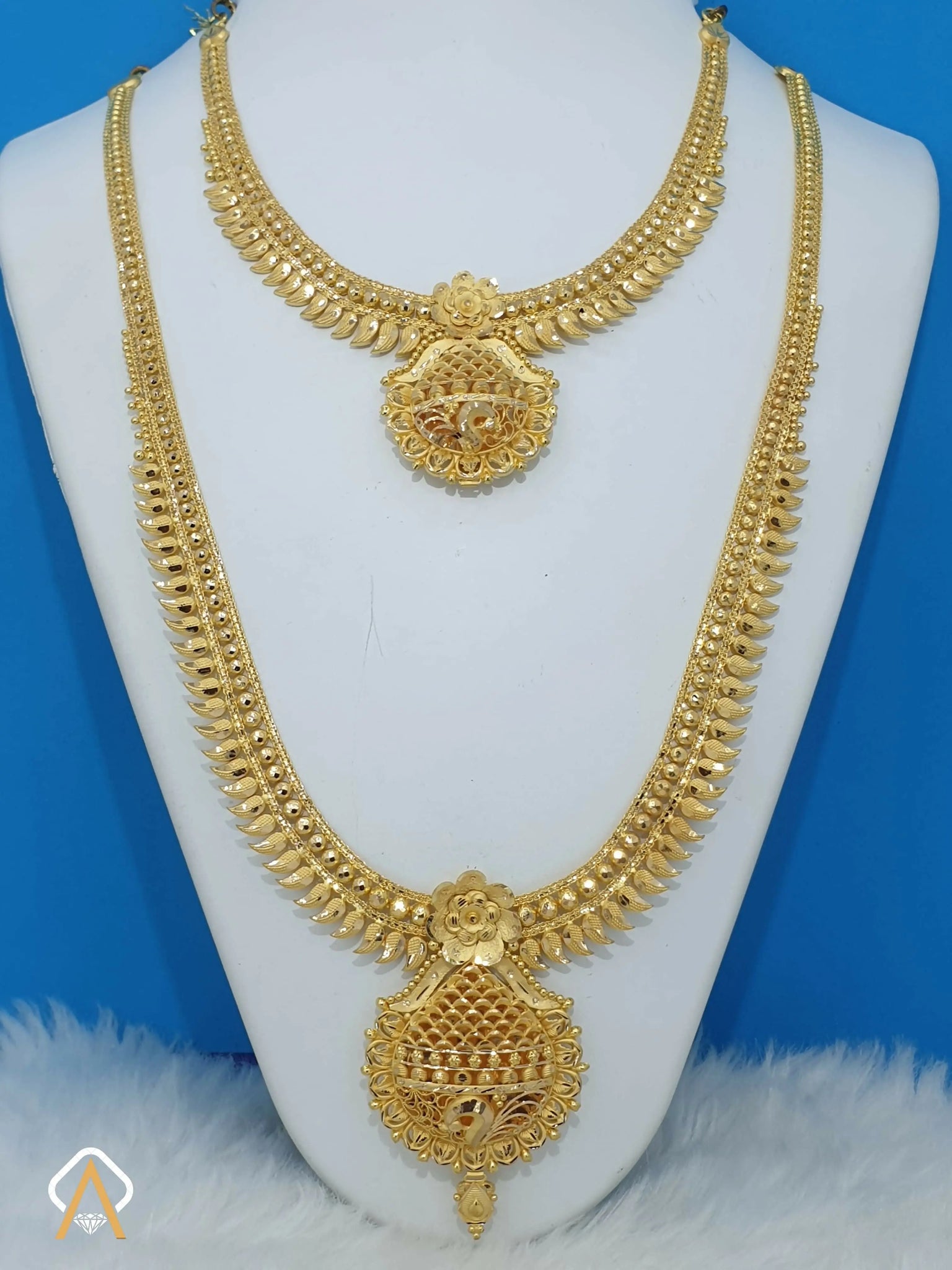 Gold Necklace & Long Set Sarafa Bazar India