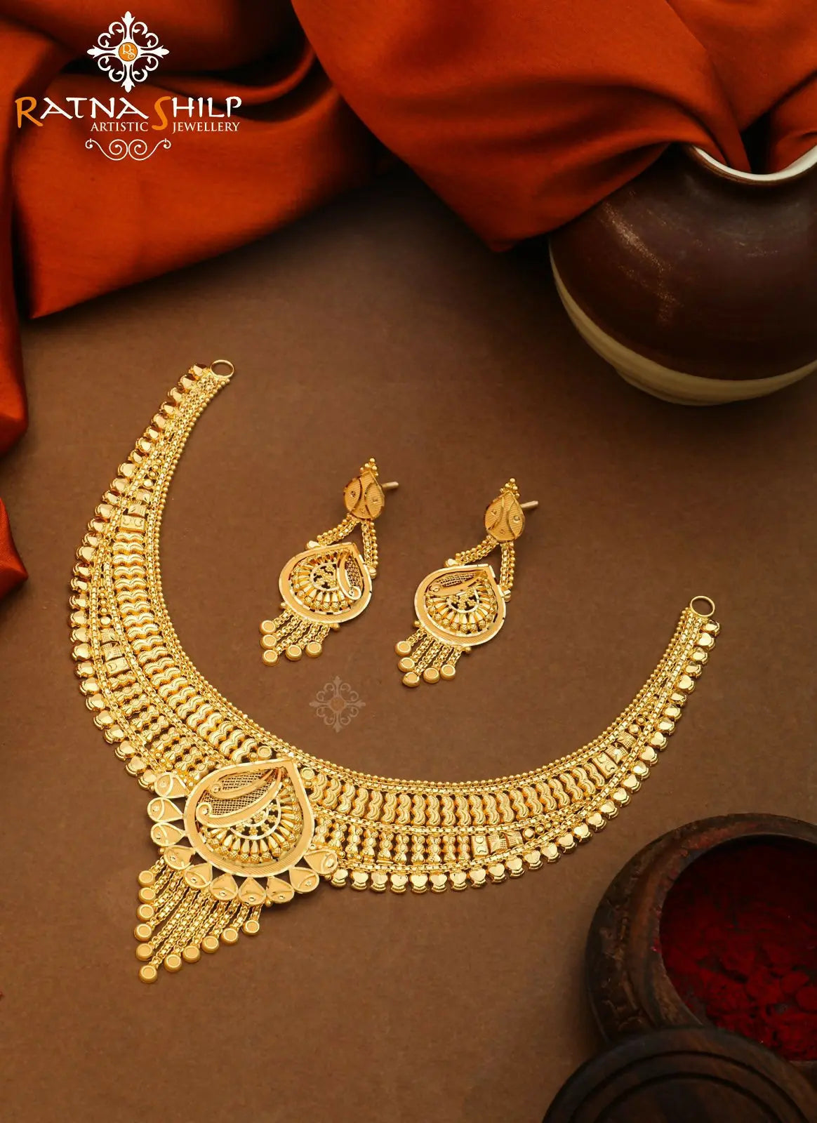 Gold Neklace Sarafa Bazar India