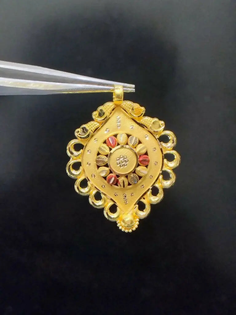 Gold Pendant Sarafa Bazar India