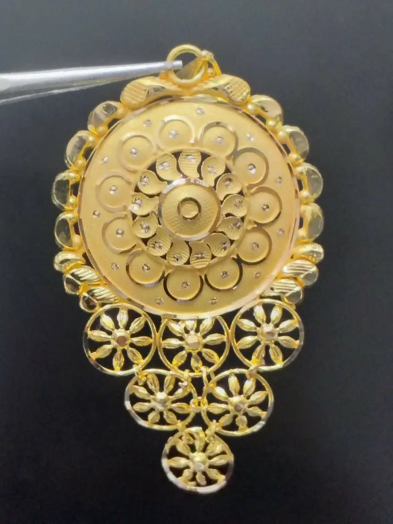 Gold Pendant Sarafa Bazar India