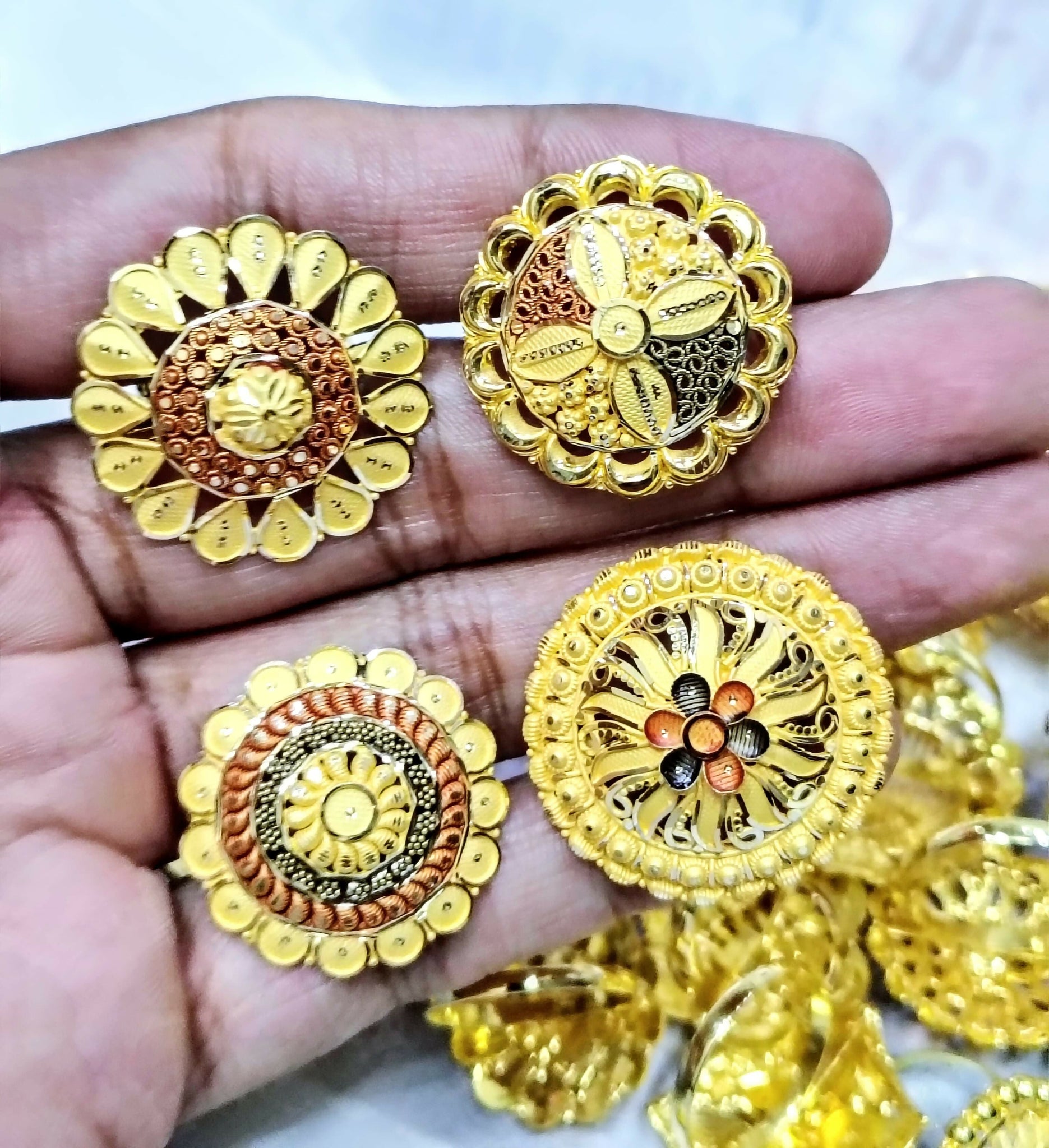 Gold Ladies Rings Sarafa Bazar India
