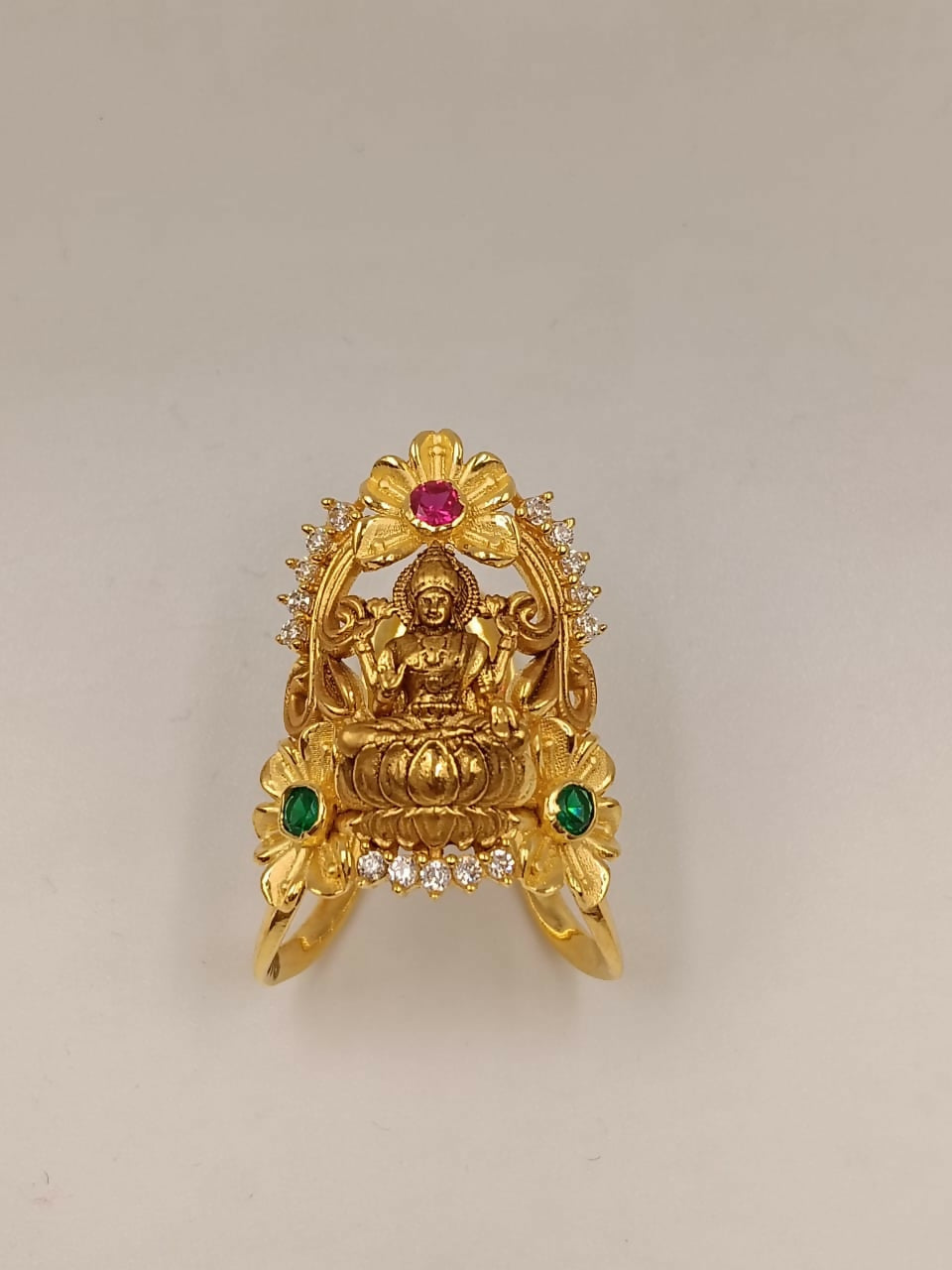 Temple CZ Venki Ladies Ring Sarafa Bazar India