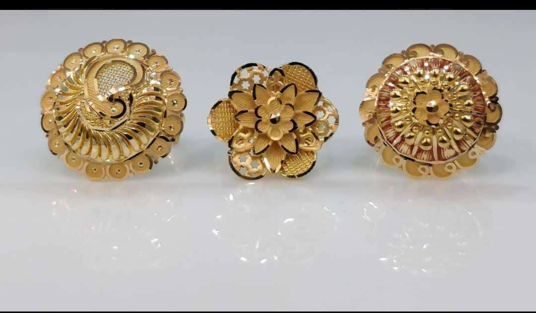 Gold Ladies Ring Sarafa Bazar India