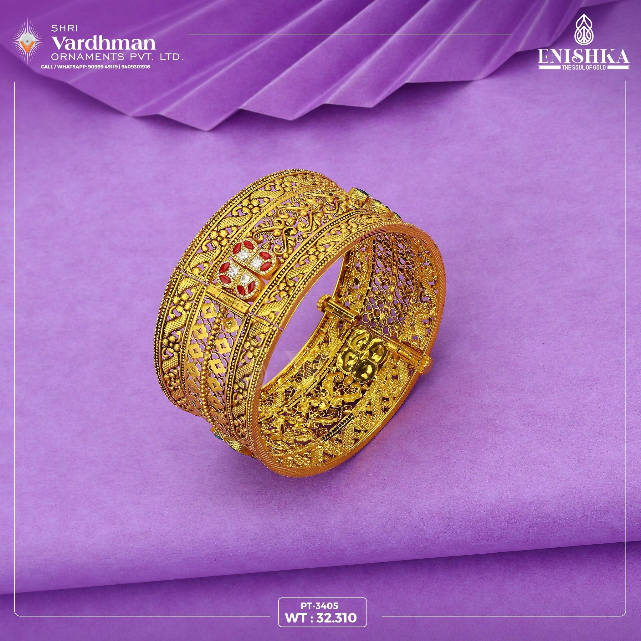 Antique Bangles Sarafa Bazar India