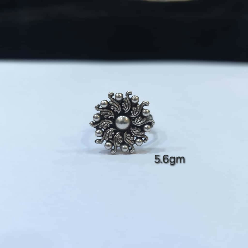 Silver Antique Ladies Ring Sarafa Bazar India