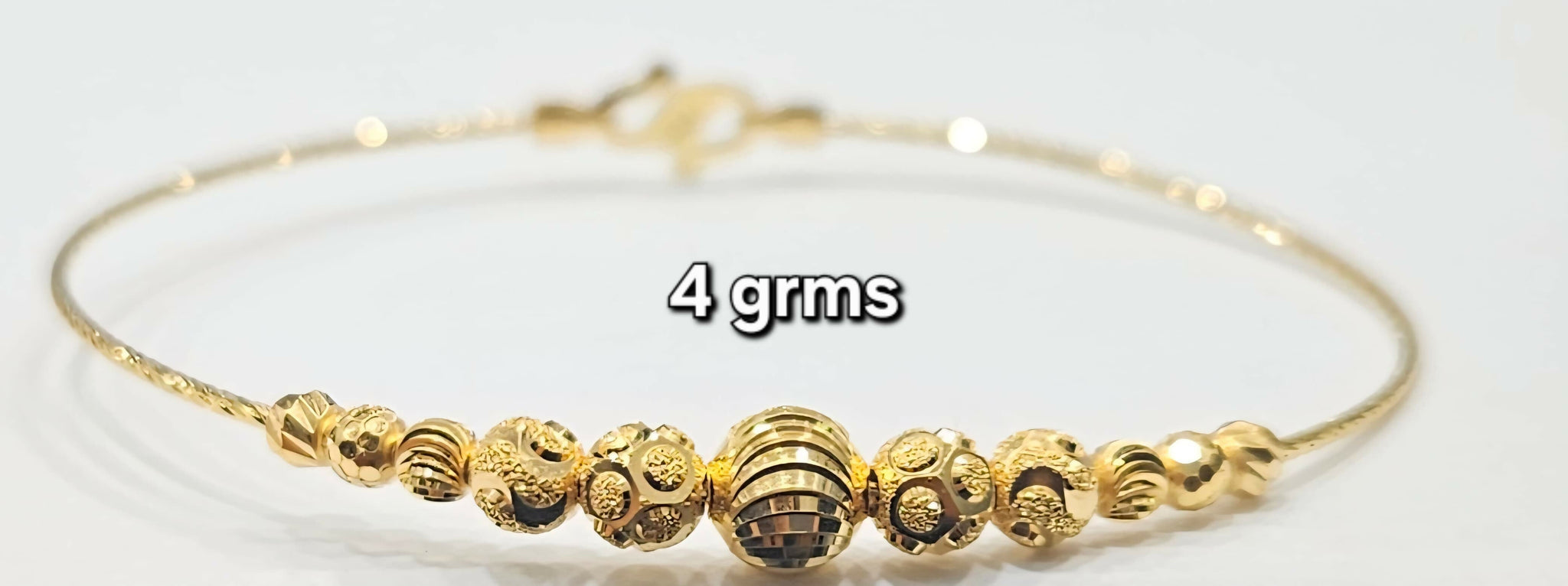 Ladies Vertical Kada Sarafa Bazar India