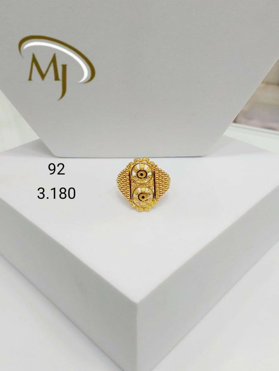 22kt Gold Ladies Rings Sarafa Bazar India