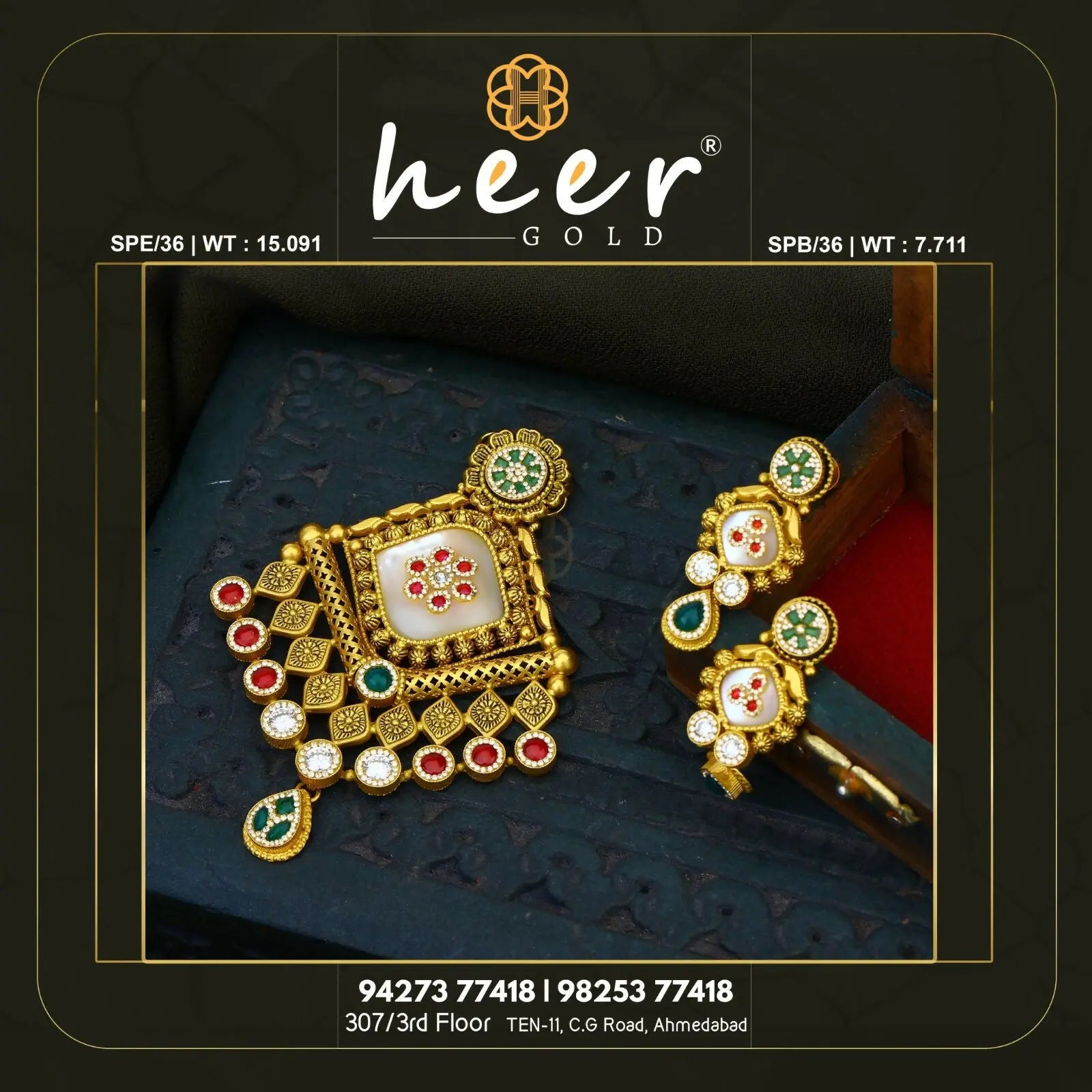 Kundan Antique Pendant Set Sarafa Bazar India