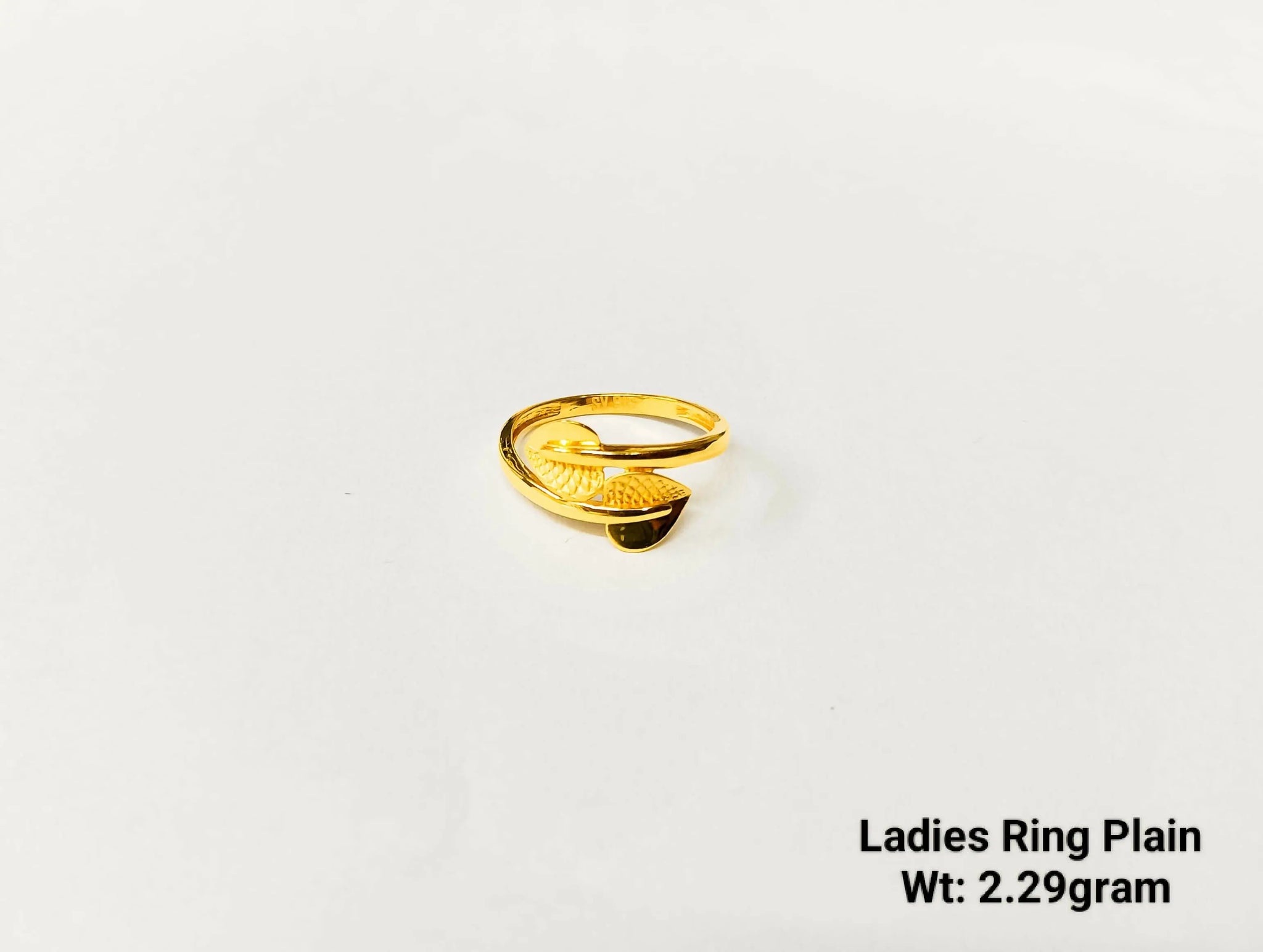 Ladies Ring Plain Sarafa Bazar India