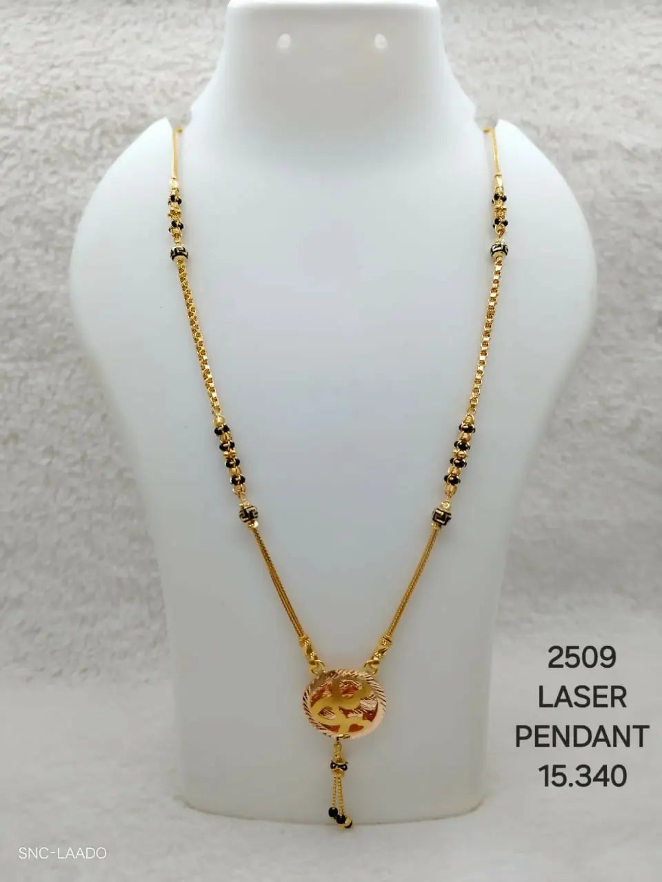 Laser Pendant Mangalsutra Sarafa Bazar India