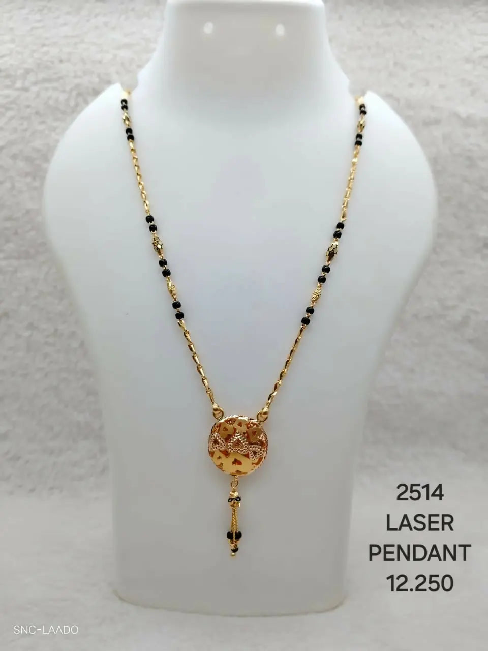 Laser Pendant Mangalsutra Sarafa Bazar India