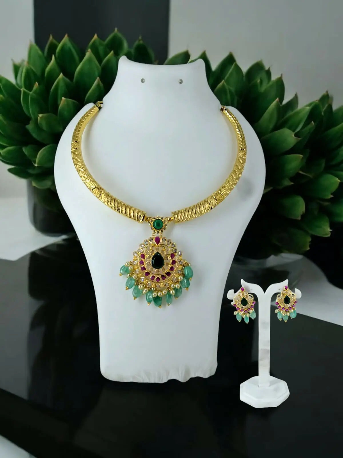 Light Weight CZ Polki Necklace Sarafa Bazar India