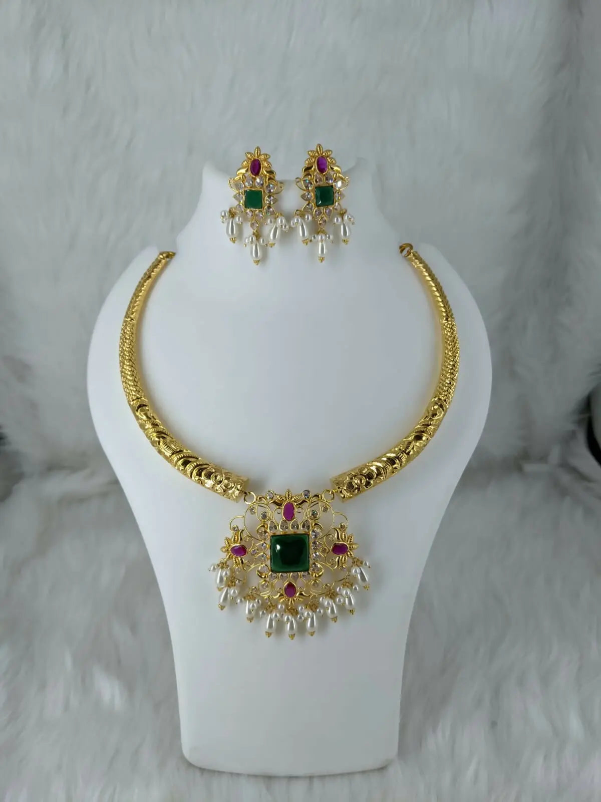 Light Weight CZ Polki Necklace Sarafa Bazar India