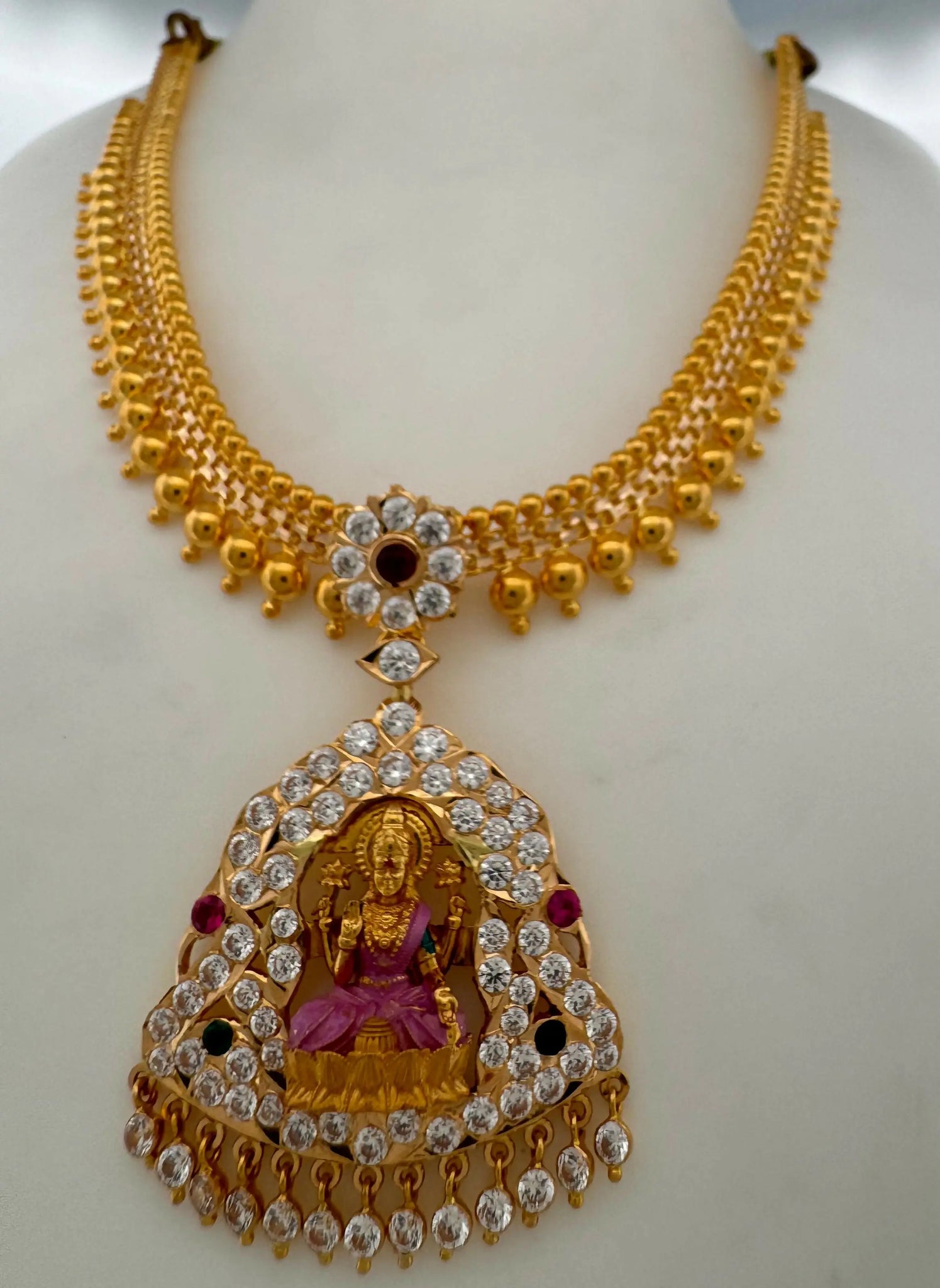 Light Weight Gold Stone Necklace Sarafa Bazar India