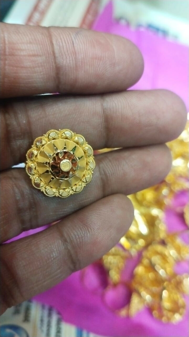 Gold Ladies Rings Sarafa Bazar India