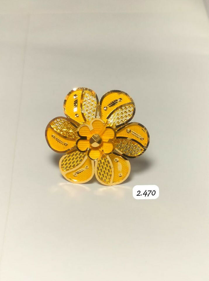 Gold Ladies Ring Sarafa Bazar India