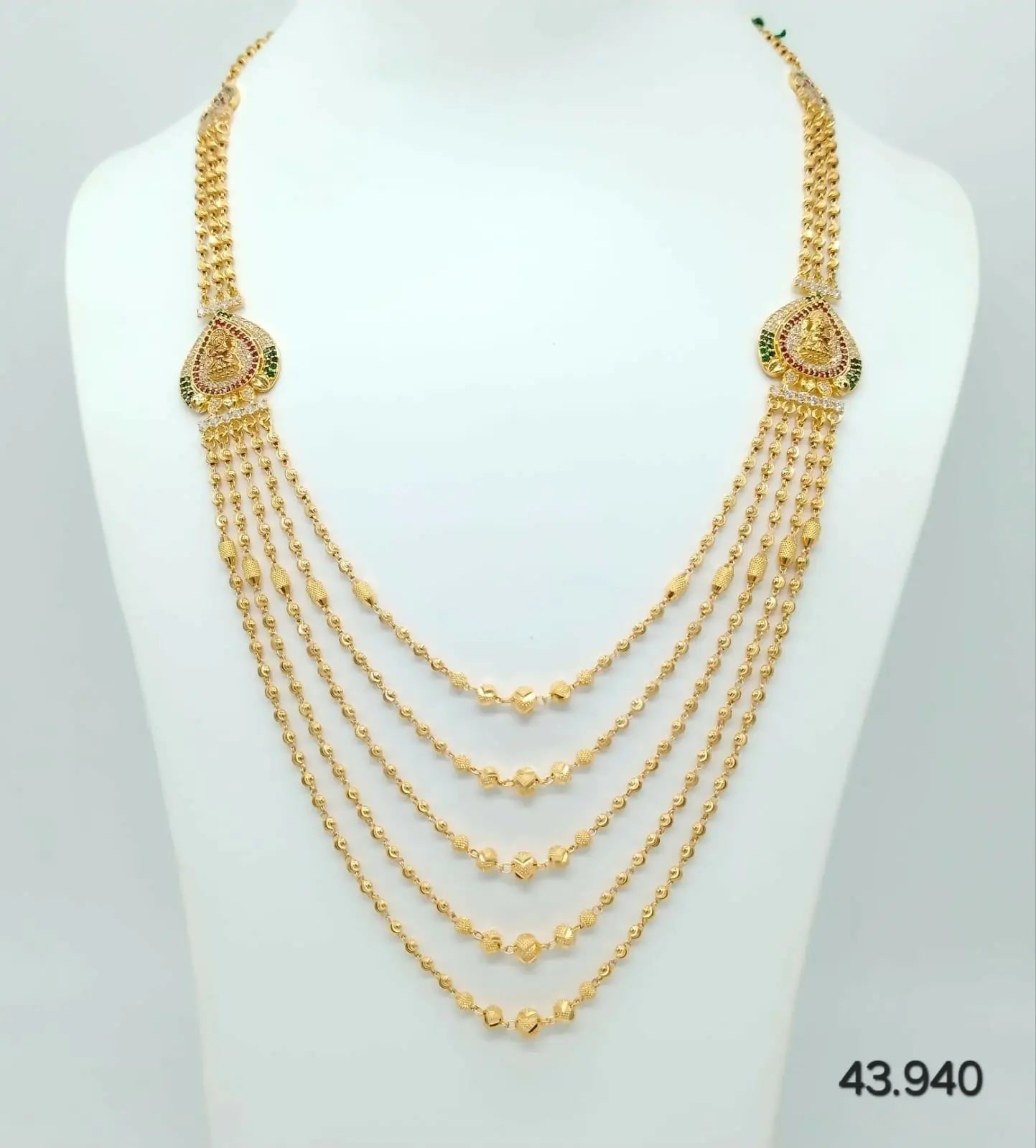 Mopu Mala Sarafa Bazar India