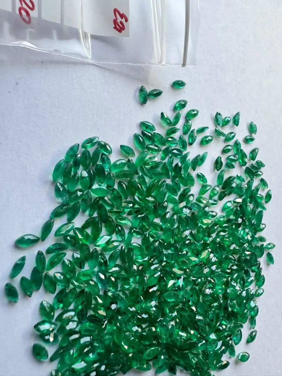 Natural Emerald Cut Stone Zambian Sarafa Bazar India