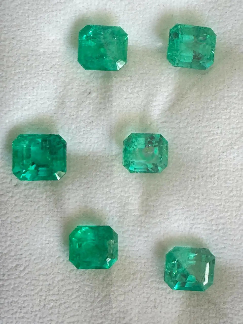 Natural Emerald Cut Stone Zambian Sarafa Bazar India