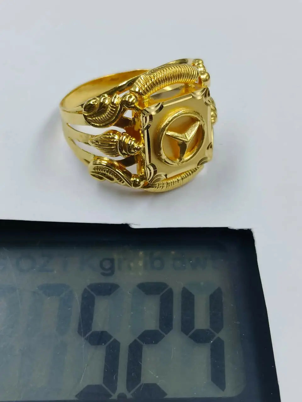 Nazarana Gents Ring Sarafa Bazar India