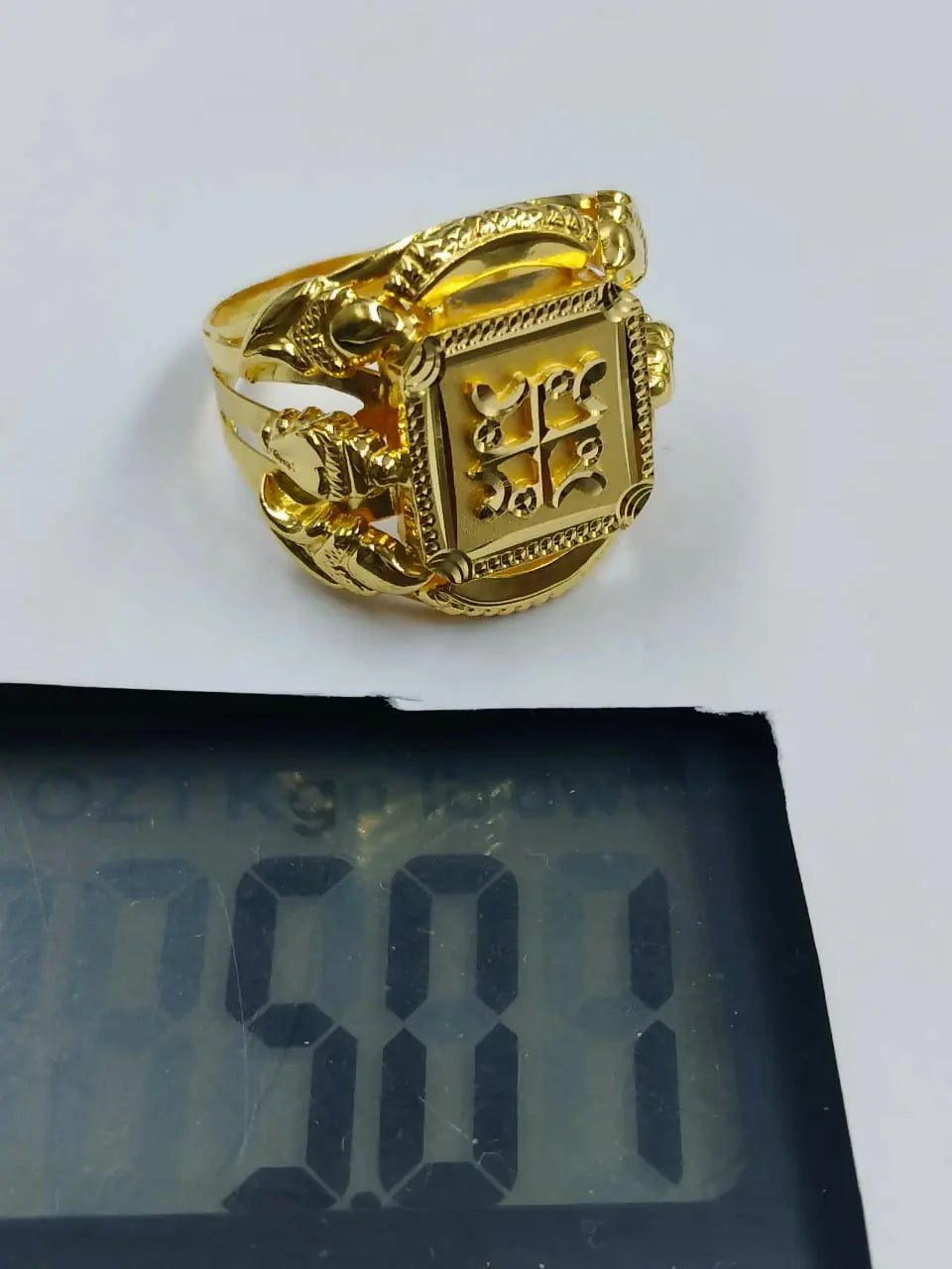 Nazarana Gents Ring Sarafa Bazar India