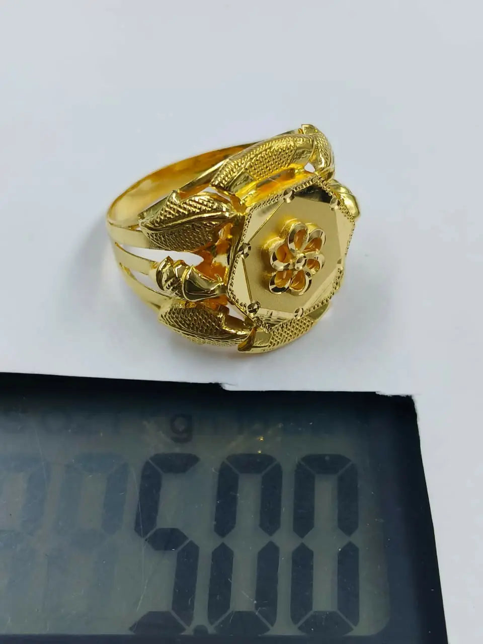 Nazarana Gents Ring Sarafa Bazar India