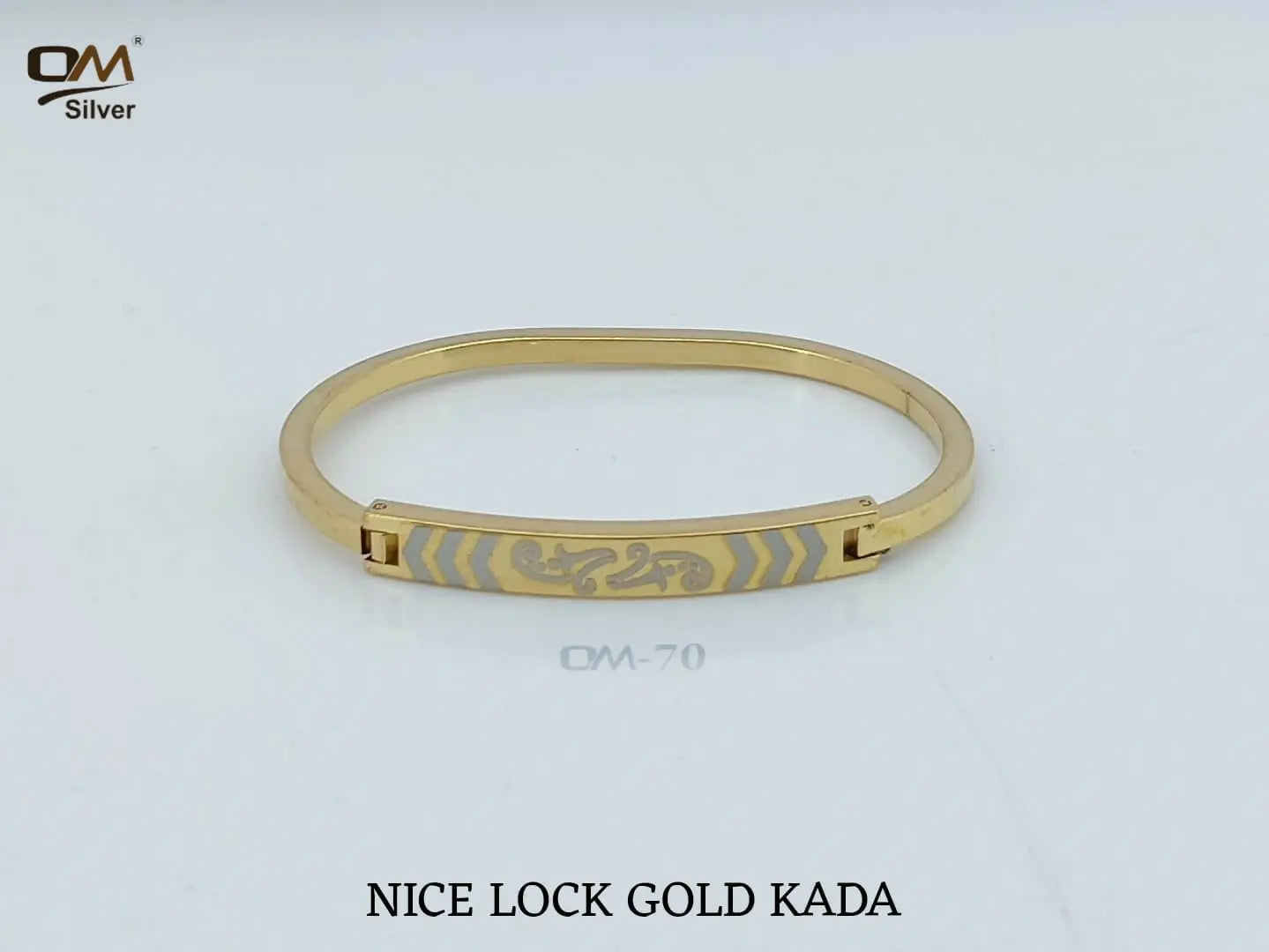 Nice Lock Gold Kada Sarafa Bazar India