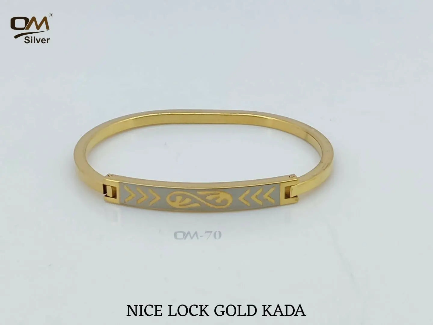 Nice Lock Gold Kada Sarafa Bazar India