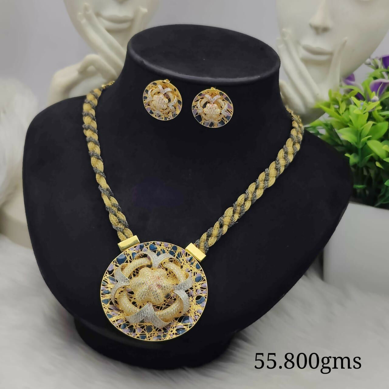 18kt Italian Necklace Sarafa Bazar India