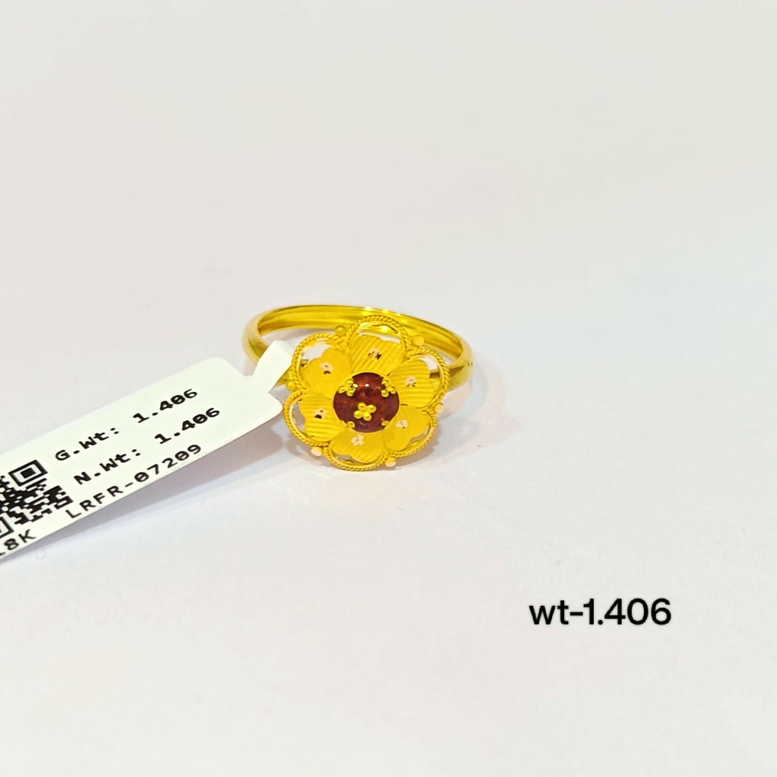 Gold Ladies Ring Sarafa Bazar India