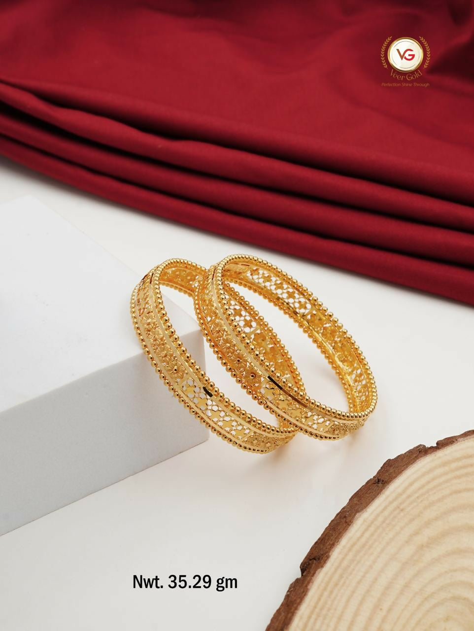 Gold Bangles Sarafa Bazar India