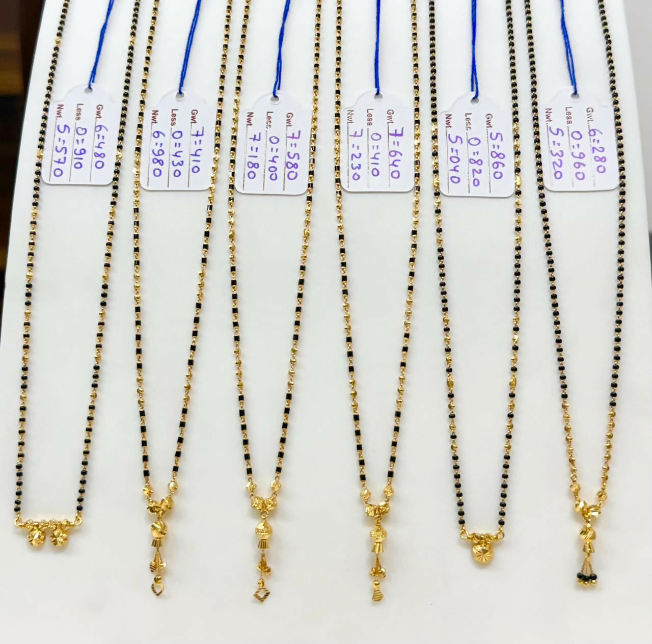 Gold Mangalsutra Sarafa Bazar India