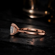 Oval Cut lab Grown Diamond Women's Ring 9KT Gold Sarafa Bazar India