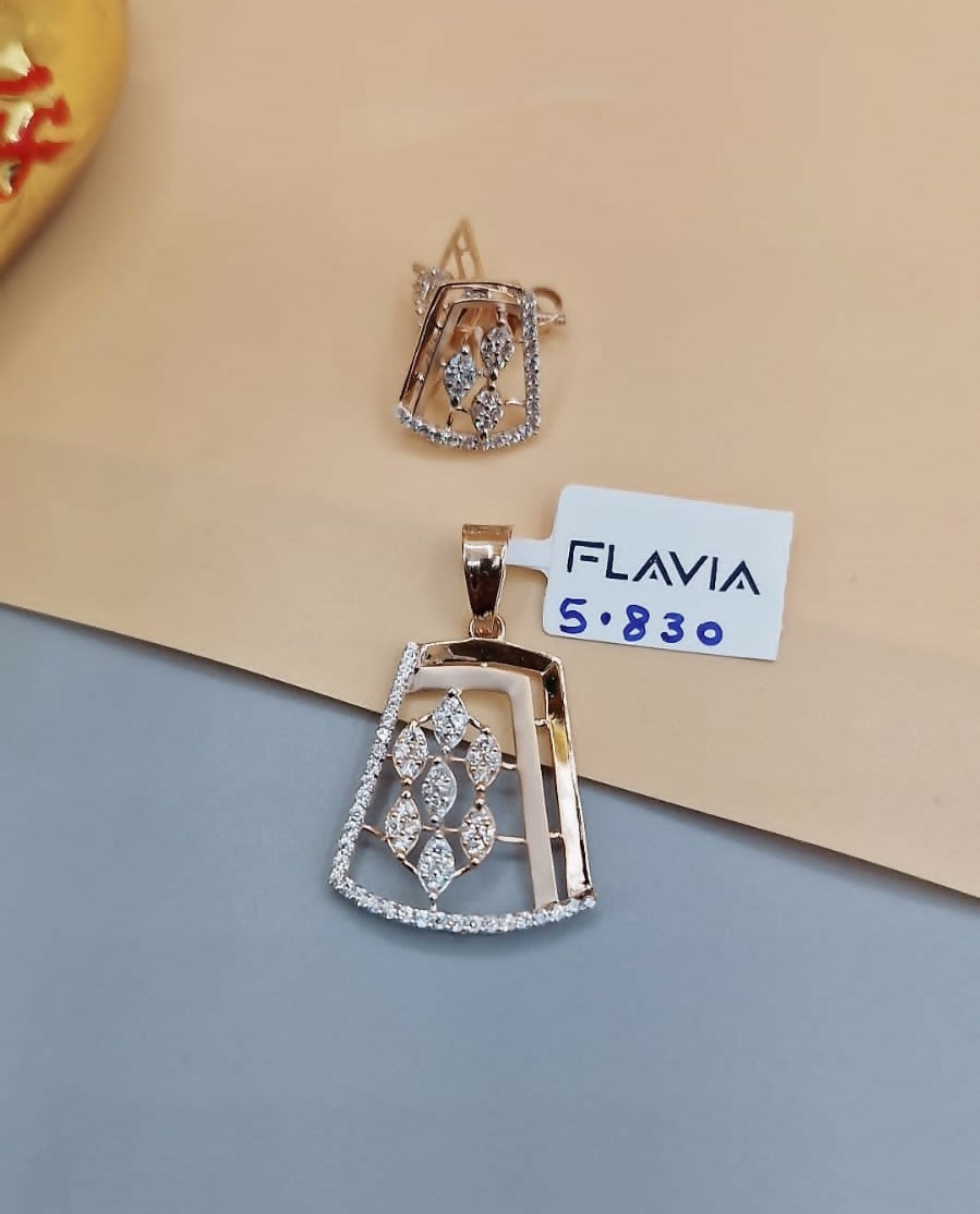 18kt Rose Gold Pendant Set Sarafa Bazar India