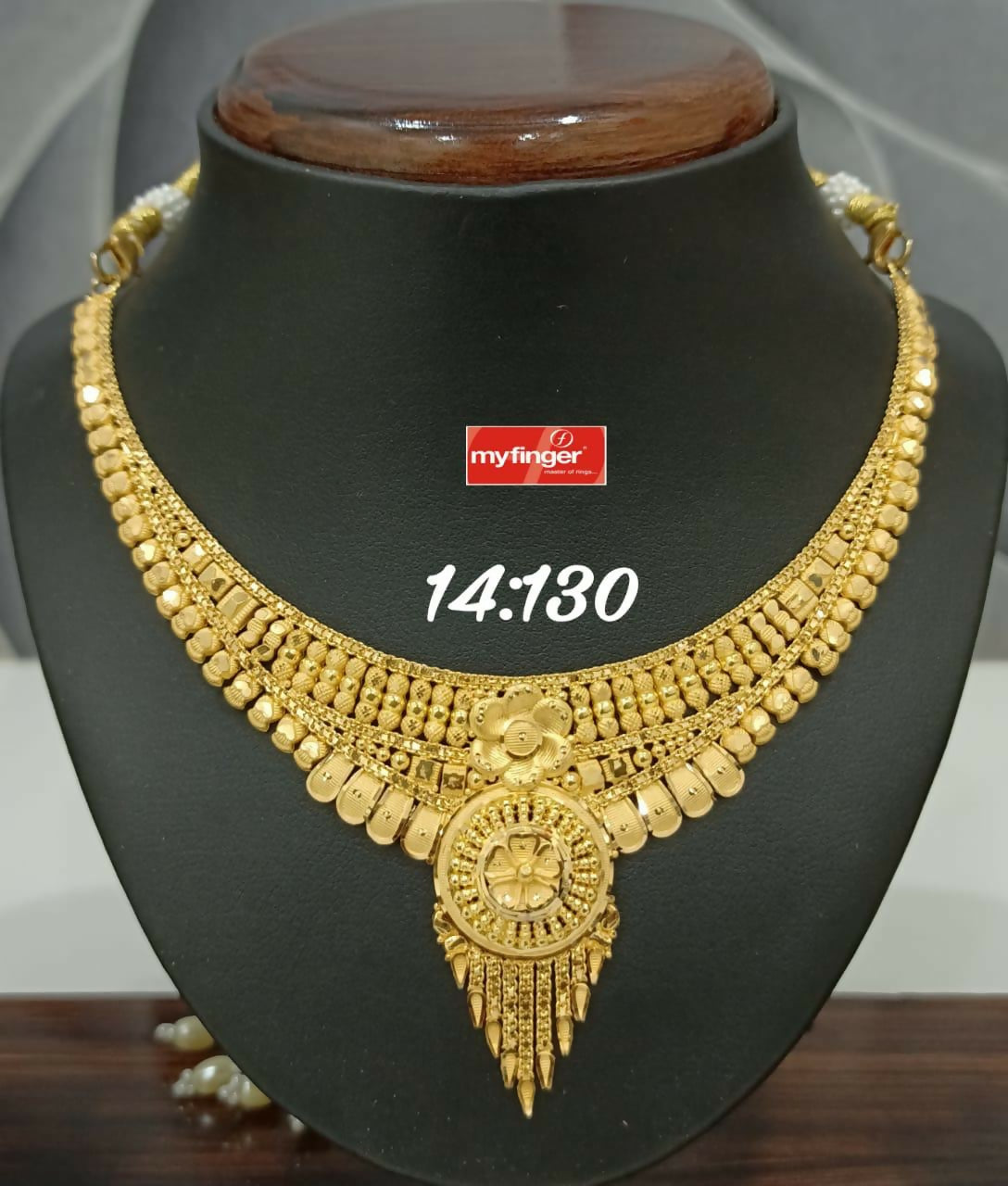 Gold Necklace Sarafa Bazar India