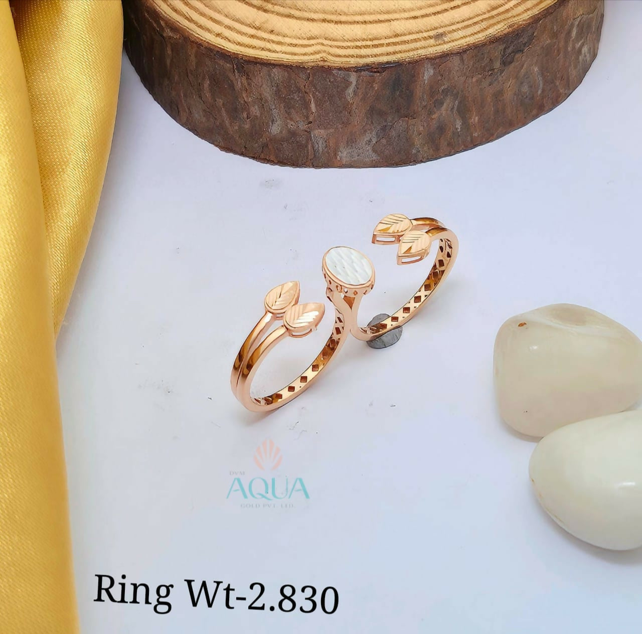 18kt Italian Ladies Ring