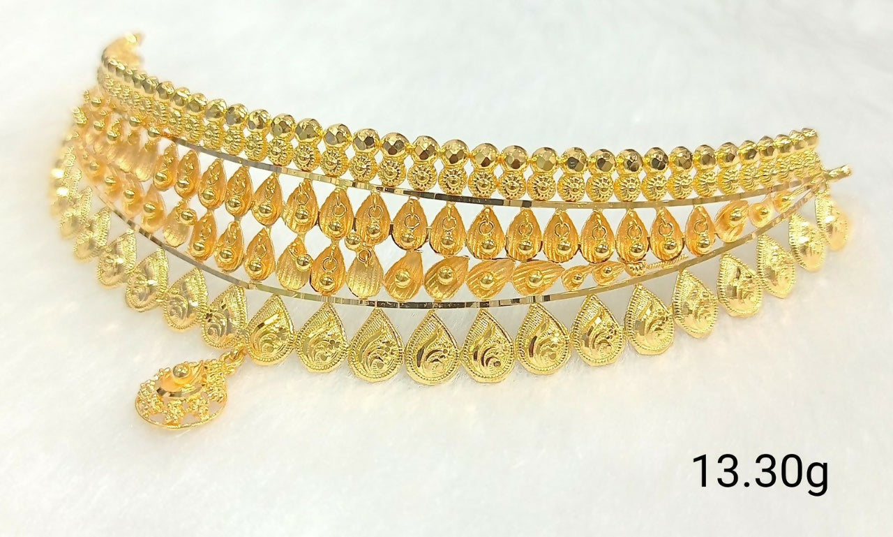 Gold Choker Sarafa Bazar India