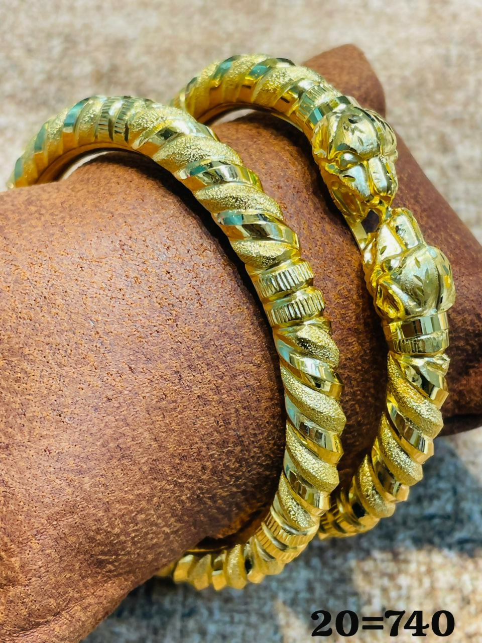 Nakashi Bangles Sarafa Bazar India