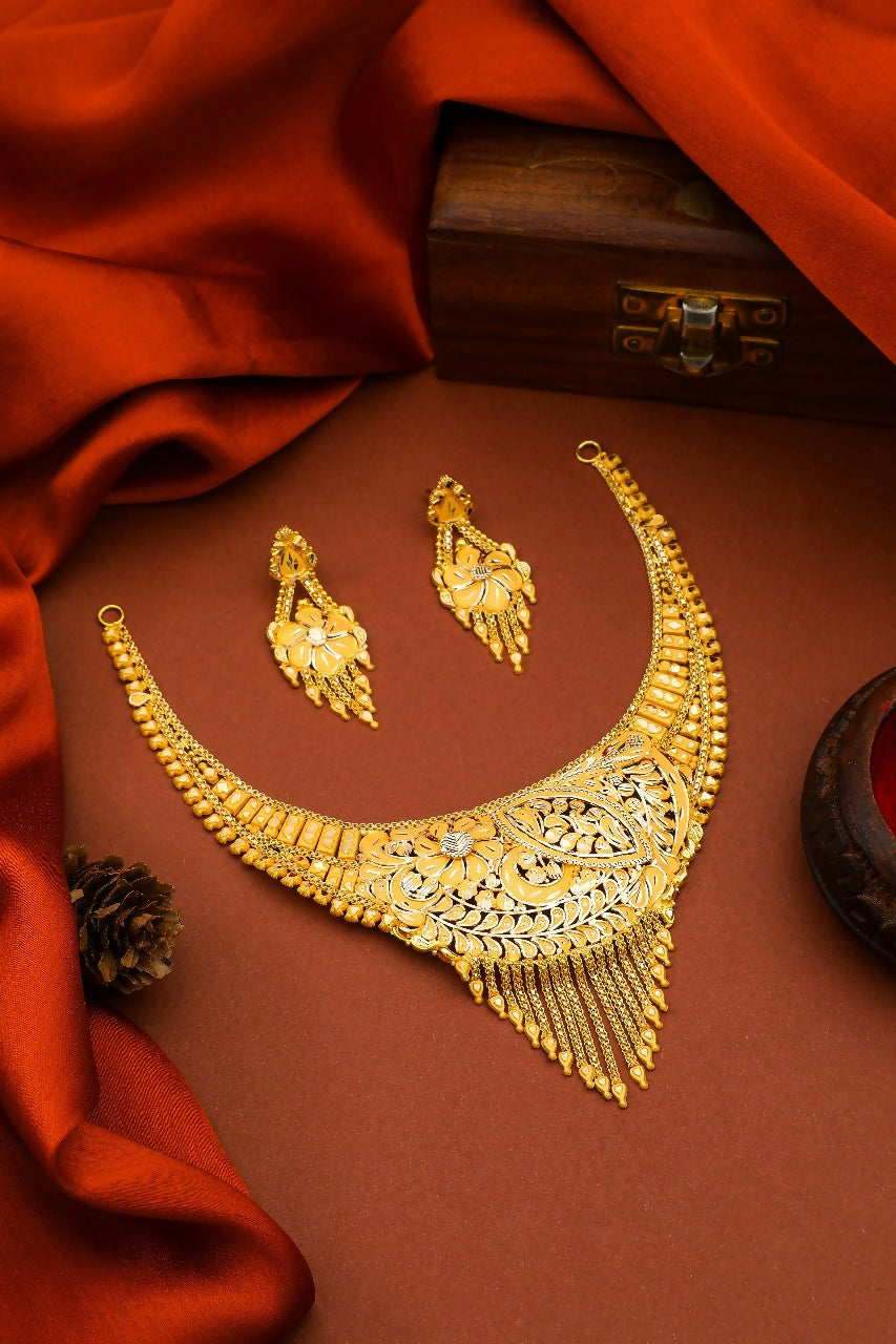 Gold Necklace Sarafa Bazar India