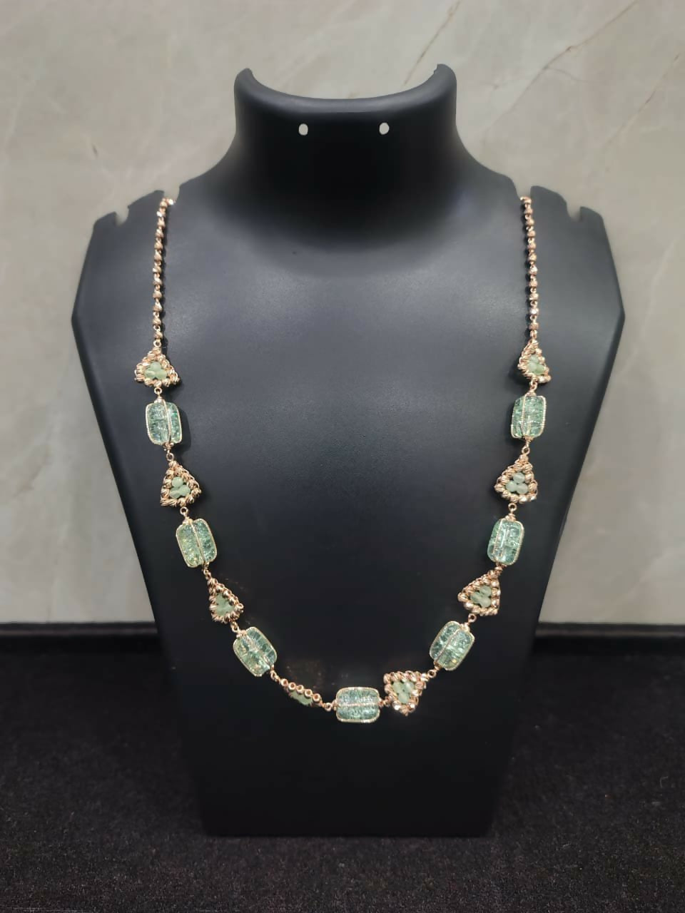 18kt Beads Mala Sarafa Bazar India