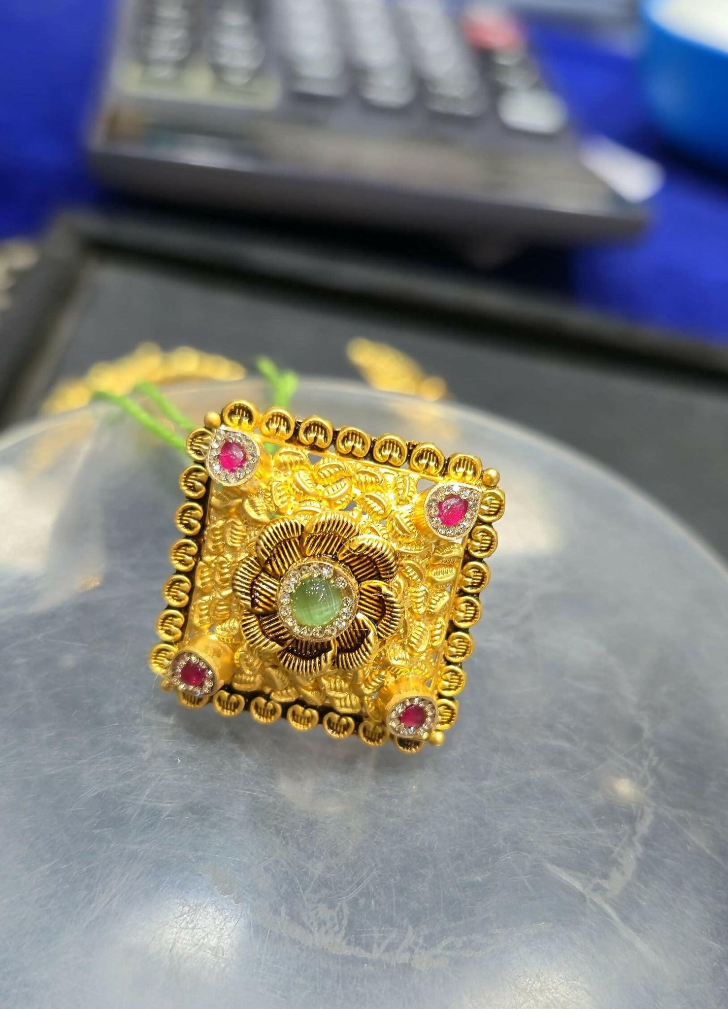 Gold Ladies Ring Sarafa Bazar India