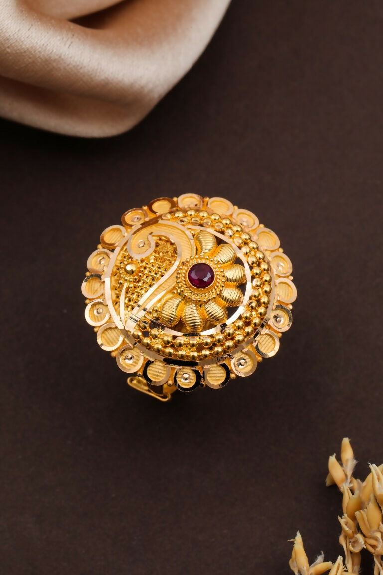 Gold Ladies Ring Sarafa Bazar India