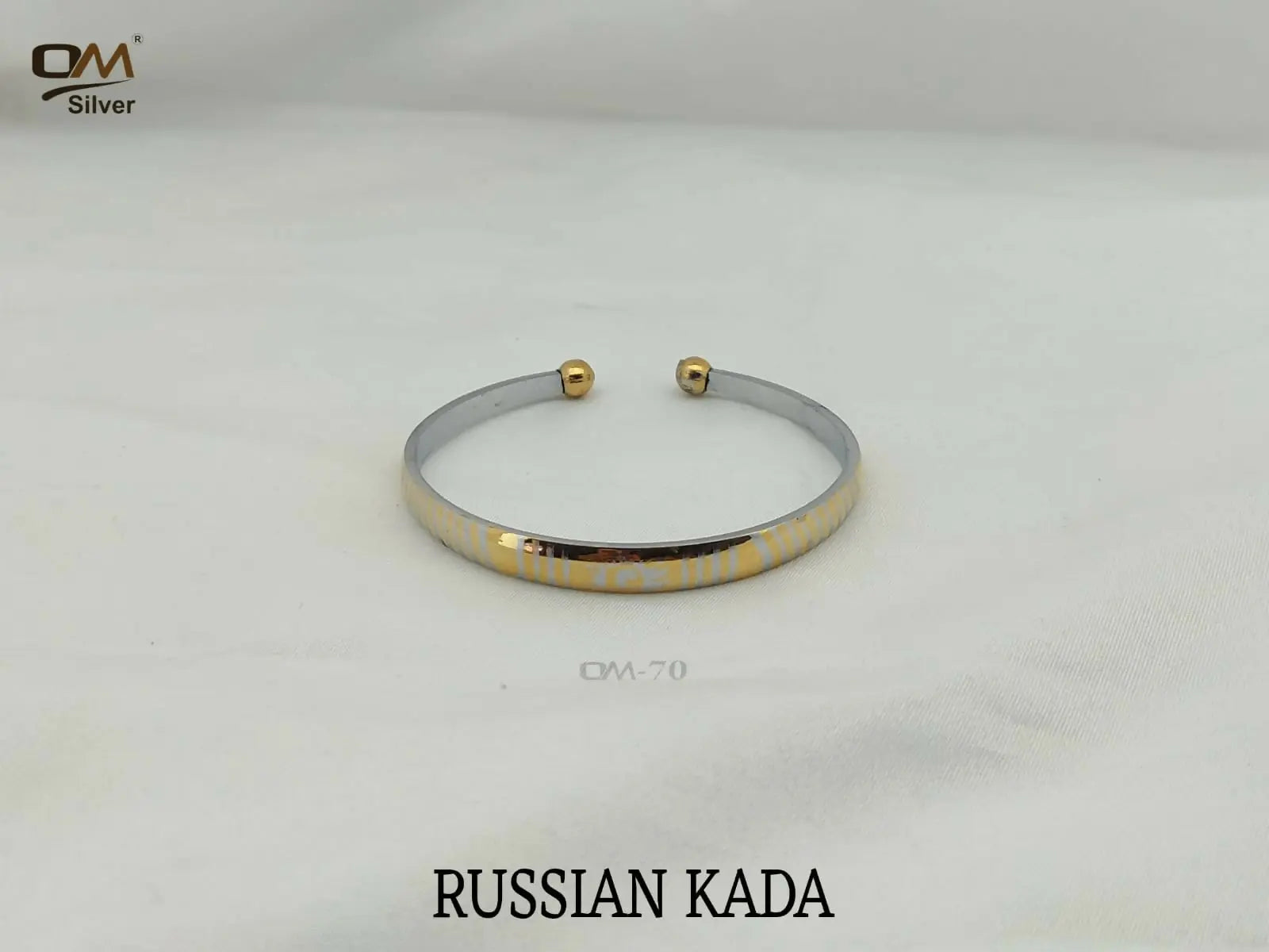 Russian Kada Sarafa Bazar India