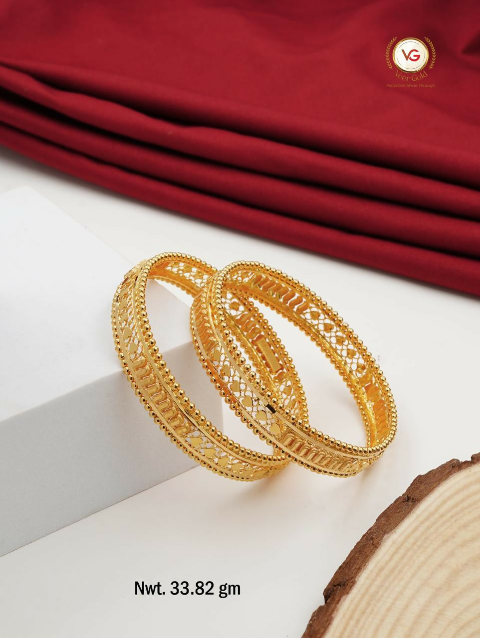 Gold Bangles Sarafa Bazar India