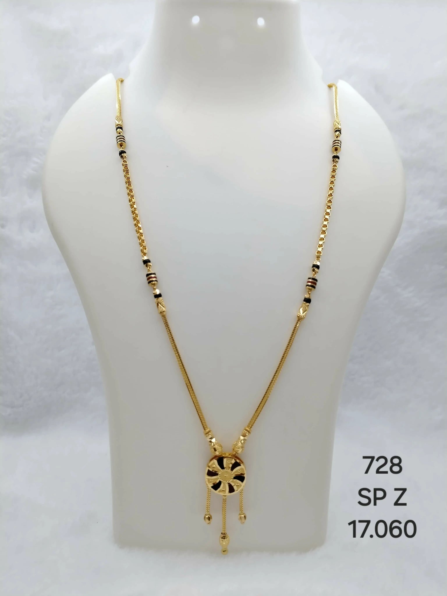 SP Mangalsutra Sarafa Bazar India