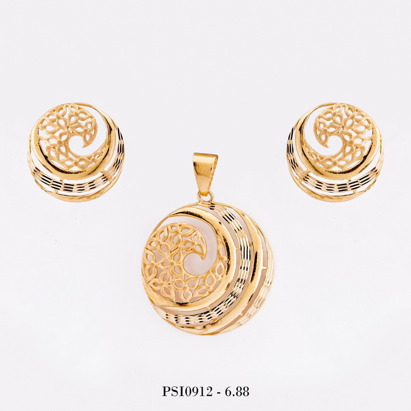 Plain Casting Pendant Set Sarafa Bazar India