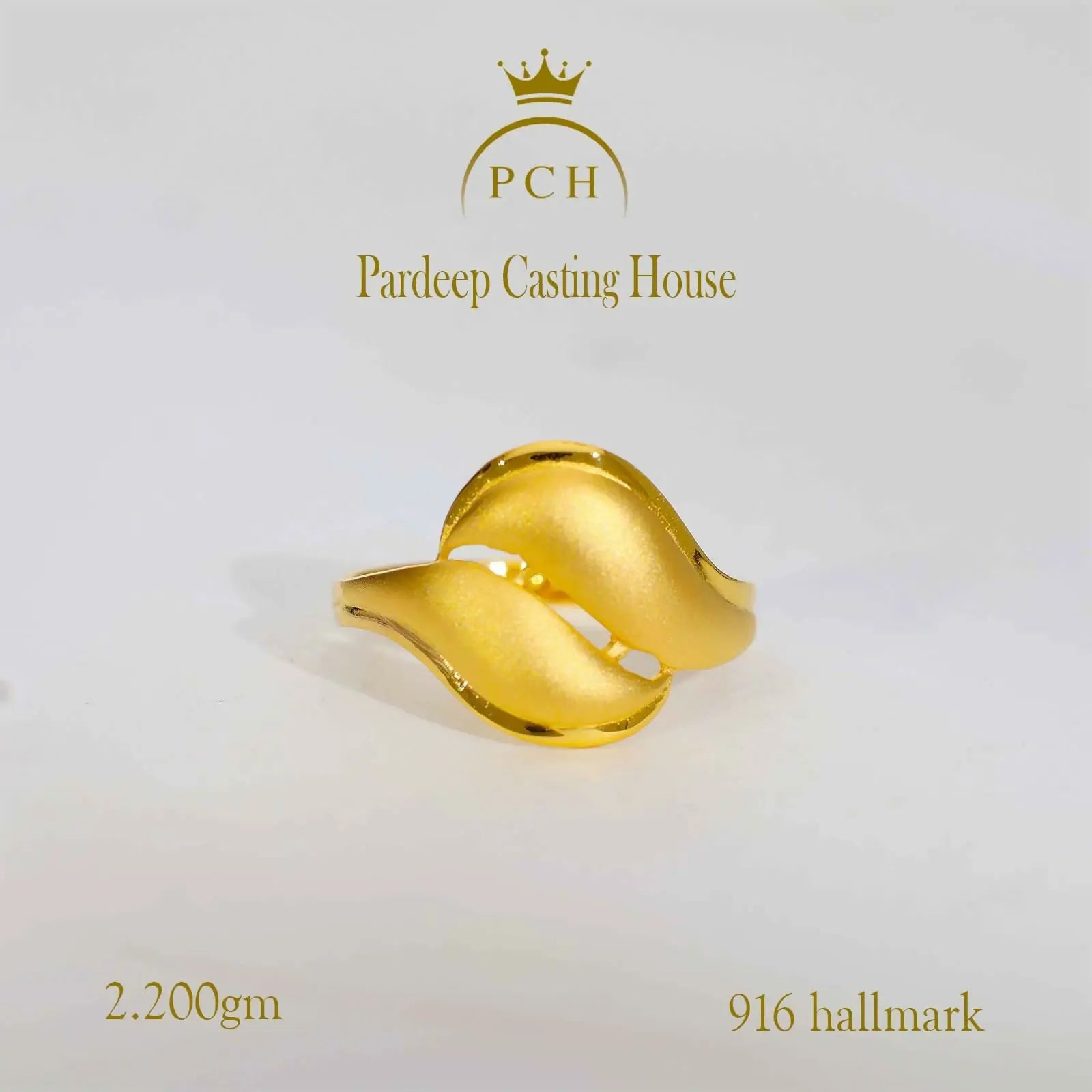 Smooth Flow Gold Ring for Women Sarafa Bazar India