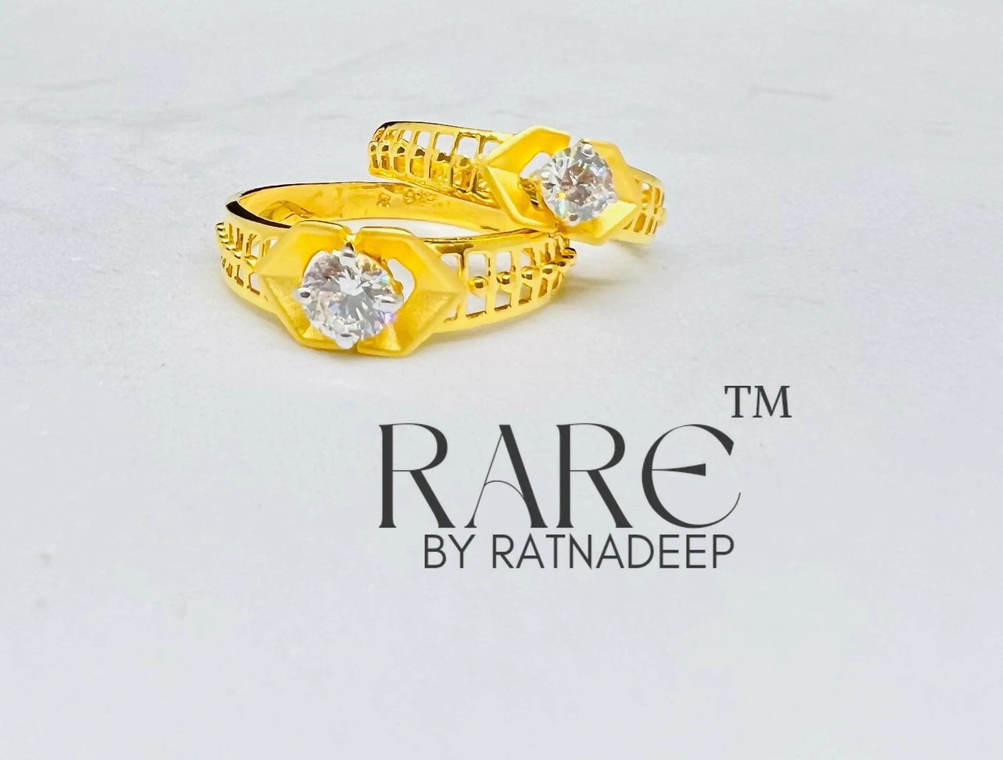 Solitaire Couple Ring Sarafa Bazar India