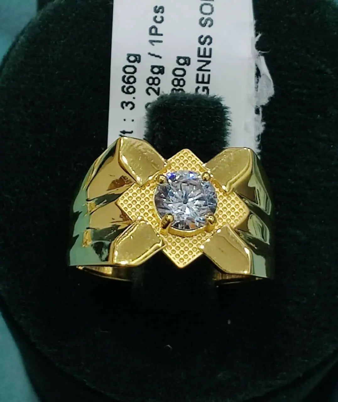 Solitaire Gents Ring Sarafa Bazar India