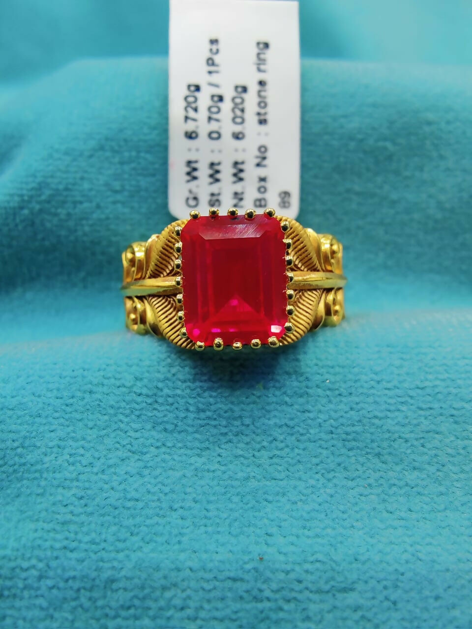 Antique Stone Ladies Ring Sarafa Bazar India